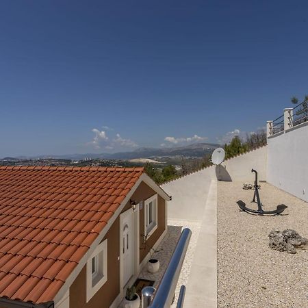 Villa Ancora Podstrana Esterno foto