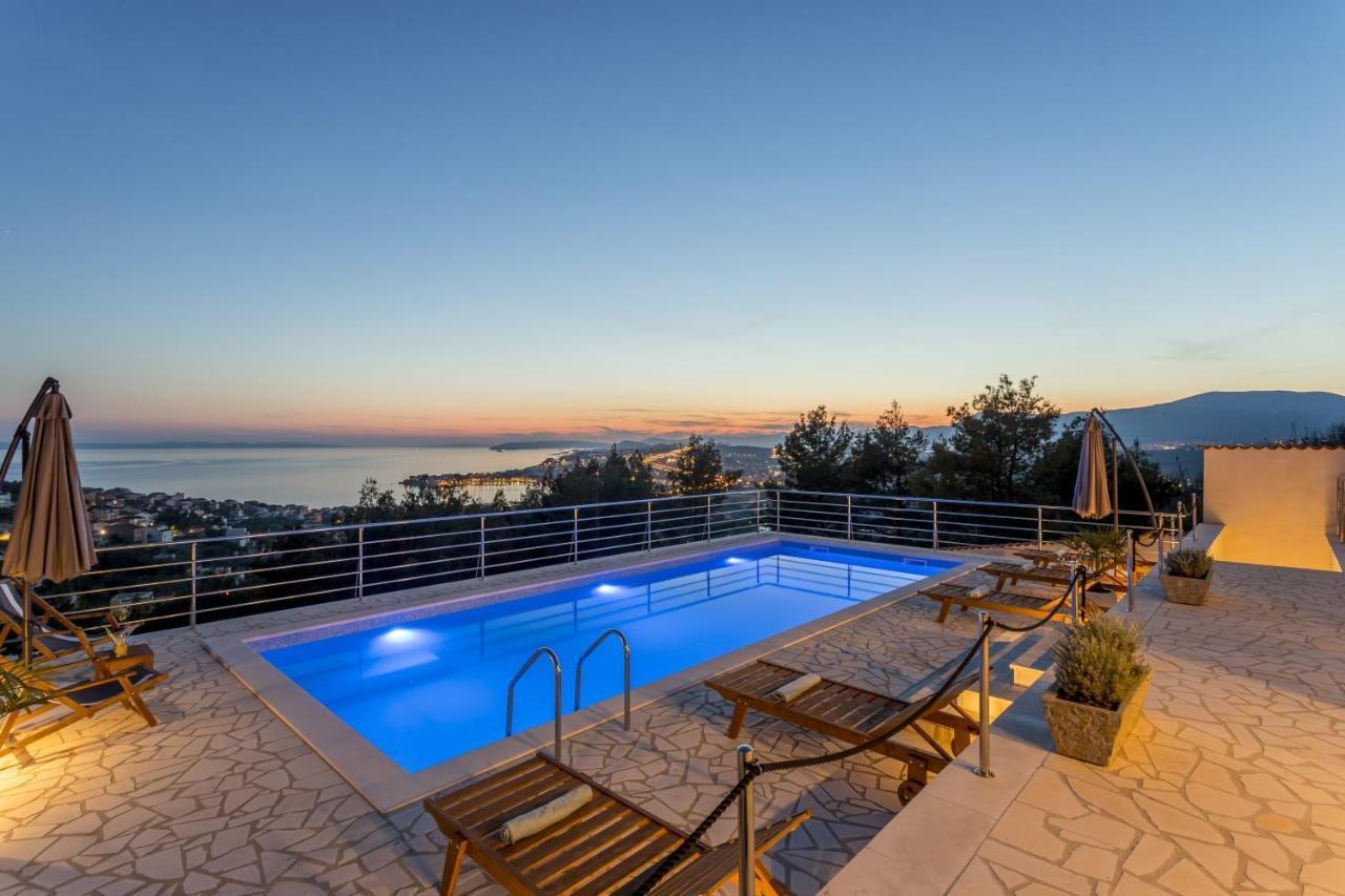 Villa Ancora Podstrana Esterno foto
