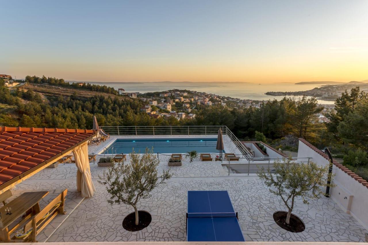 Villa Ancora Podstrana Esterno foto