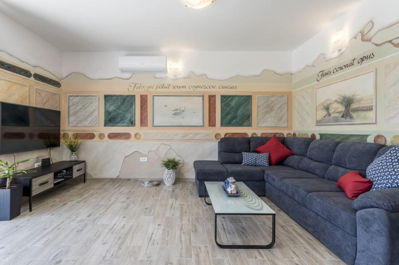 Villa Ancora Podstrana Esterno foto